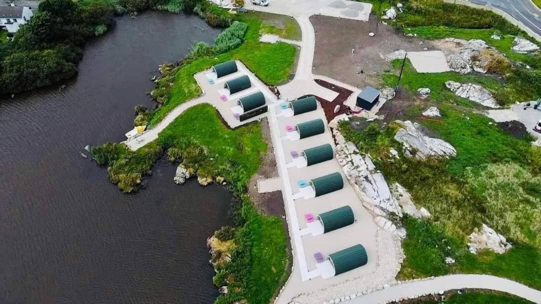 فندق Wheelhousepods Glamping Donegal Town المظهر الخارجي الصورة