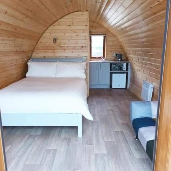فندق Wheelhousepods Glamping Donegal Town المظهر الخارجي الصورة